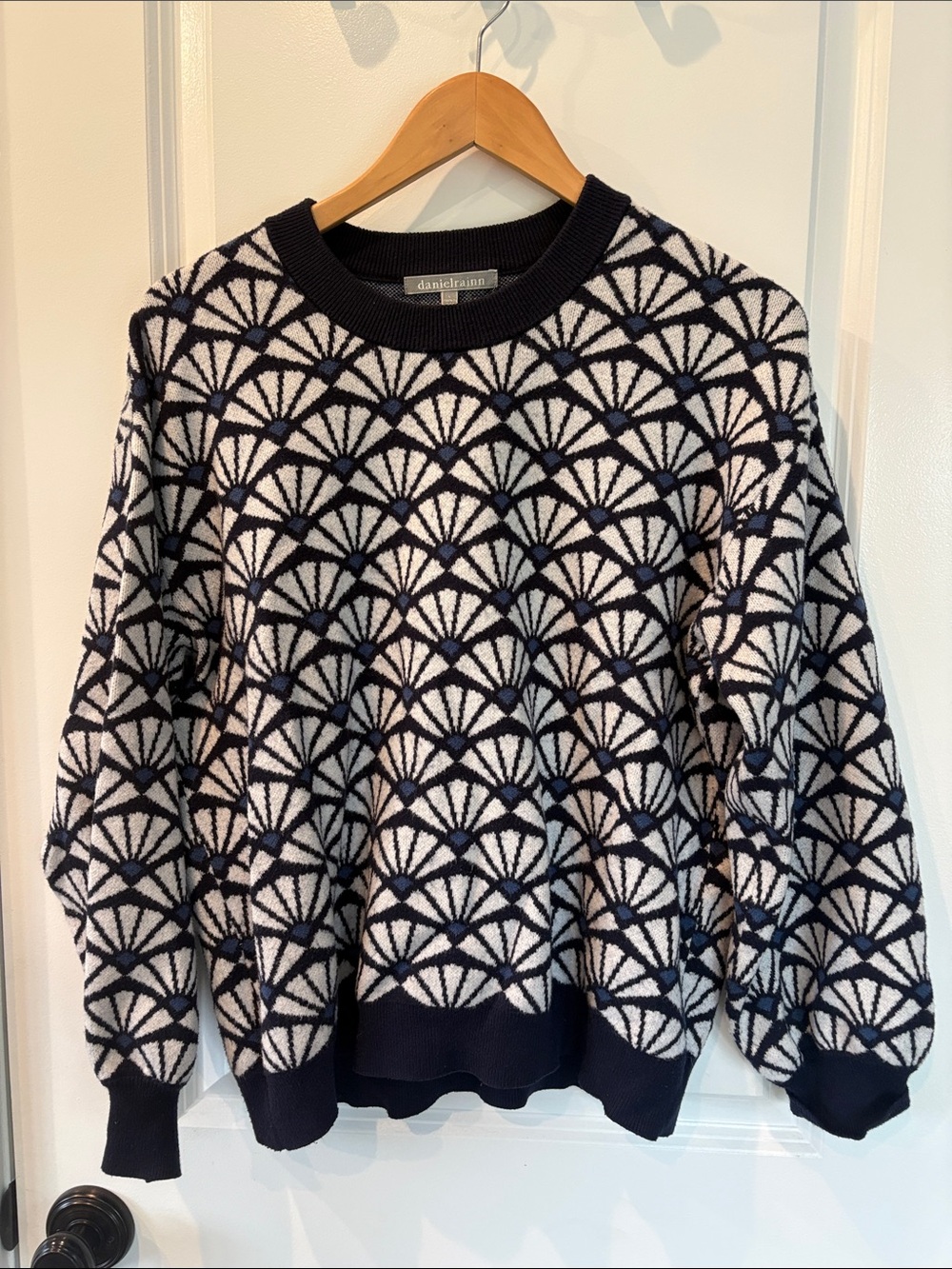 Daniel Rainn Navy & White Geometric Fan Knit Sweater